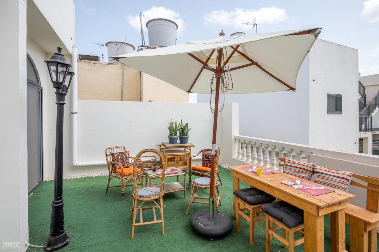 Gudja Close To Airport - Private Room With Private Bathroom Adults Only מראה חיצוני תמונה